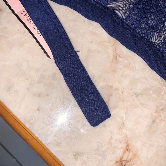 Victoria’s Secret’s bundle - Picture 10 of 11